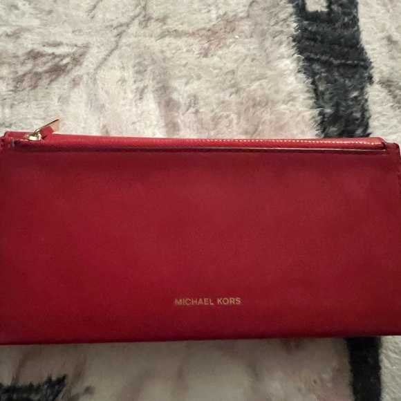 Michael Kors red leather wallet - Picture 4 of 5